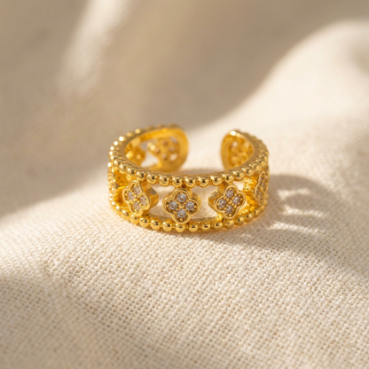 Bague Trèfles Ajourée Dorée
